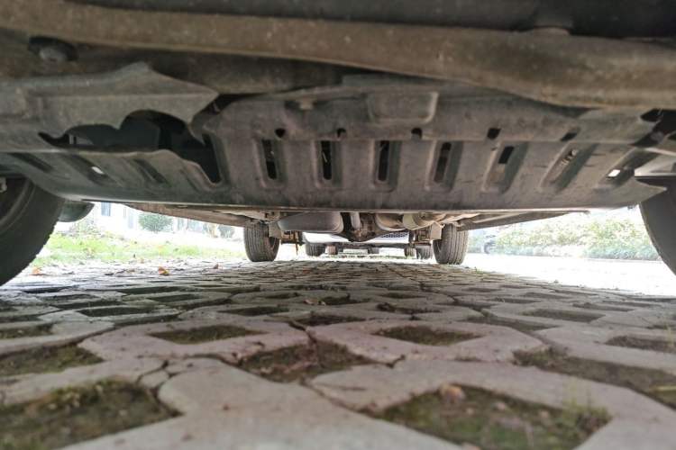 Used Wuling Hongguang 2015 1.5L S Base Model China IV Chassis Front