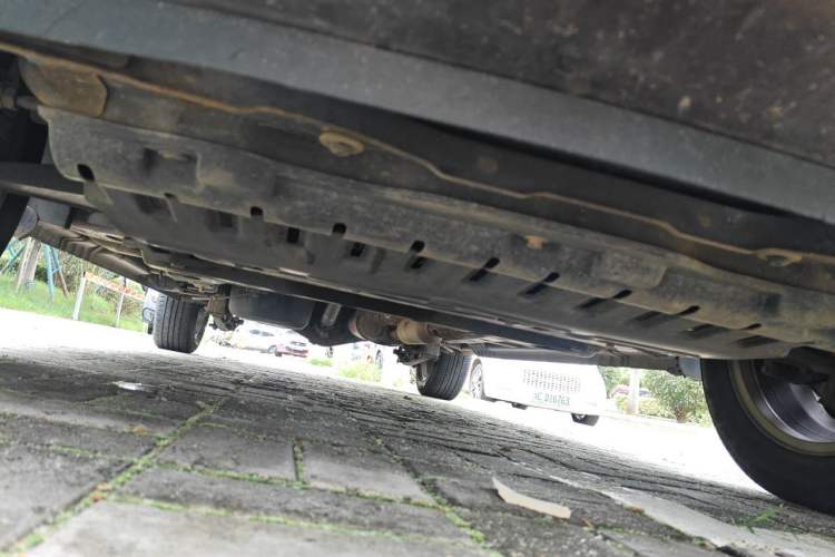 Used Wuling Hongguang 2015 1.5L S1 Standard China V-Emission Standards Chassis Front