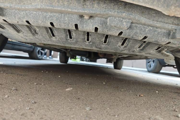 Used Wuling Hongguang 2015 1.5L S Base Model China IV Chassis Front