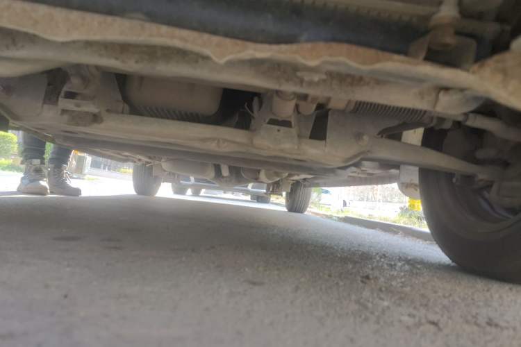 Used Wuling Hongguang 2015 1.5L S Base Model China IV Chassis Front