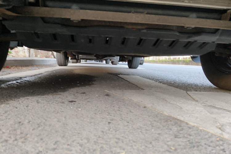 Used Wuling Hongguang 2015 1.2L S Base Model China IV Chassis Front