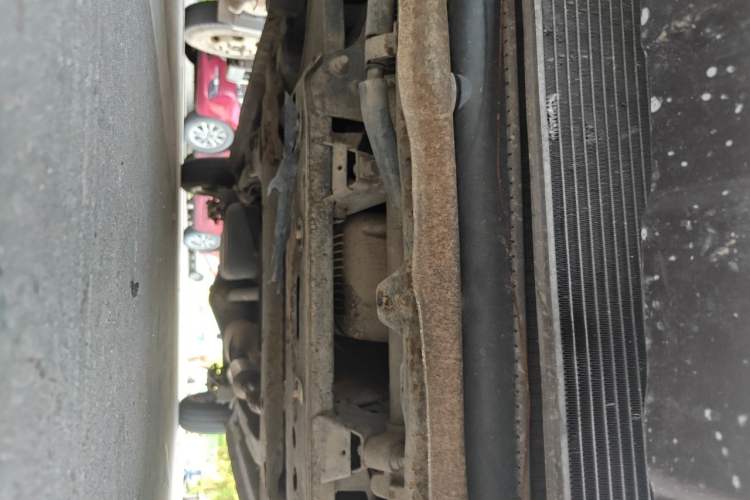 Used Wuling Hongguang 2015 1.5L S1 Standard China V-Emission Standards Chassis Front
