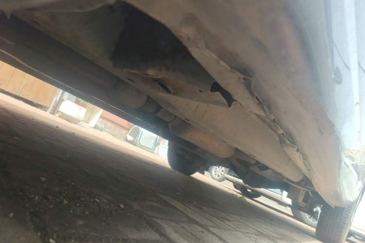 Used Wuling Hongguang 2015 1.5L S Basic Version China V Standard Chassis Front Left
