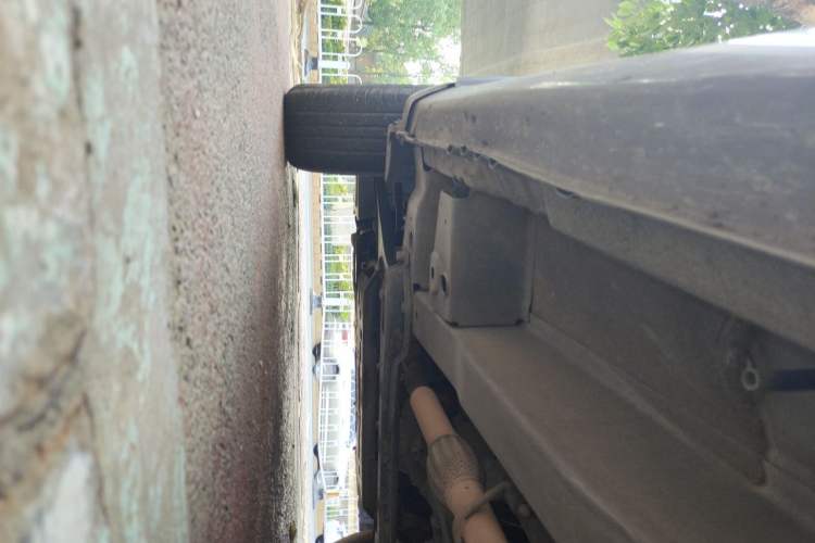 Used Wuling Hongguang 2015 1.5L S Base Model China IV Chassis Front Left