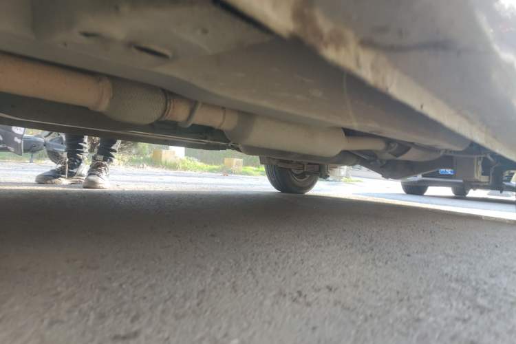 Used Wuling Hongguang 2015 1.5L S Base Model China IV Chassis Front Left