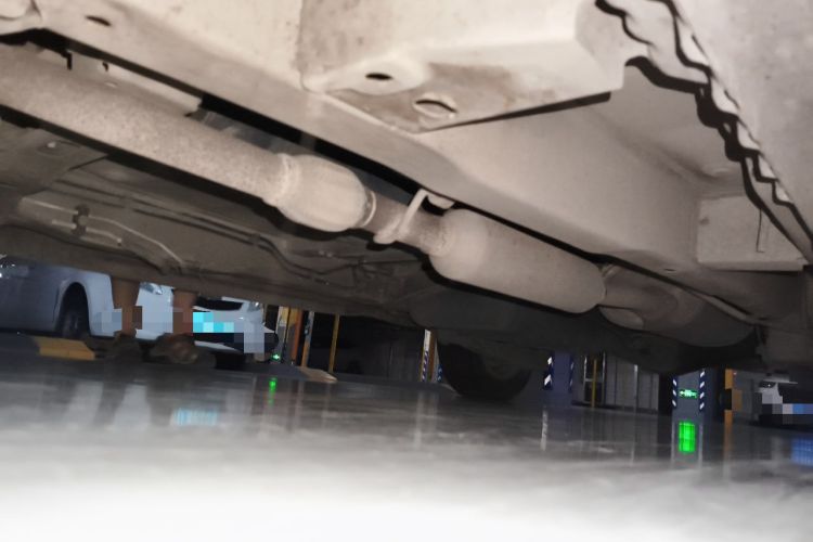 Used Wuling Hongguang 2015 1.5L S Basic Version China V Standard Chassis Front Left