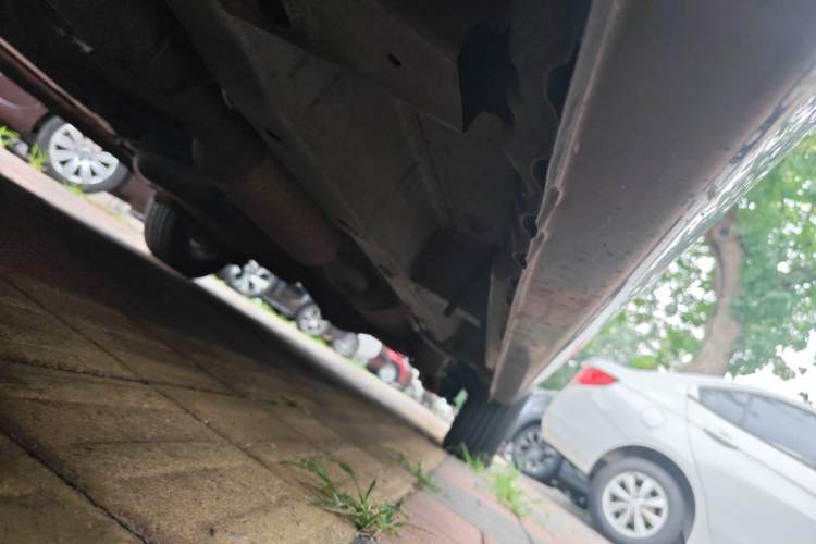 Used Wuling Hongguang 2015 1.5L S Basic Version China V Standard Chassis Front Left