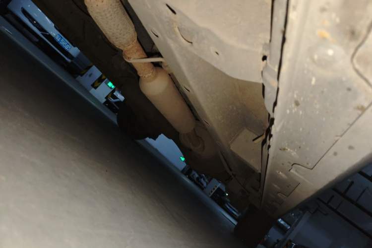 Used Wuling Hongguang 2015 1.5L S1 Standard China V-Emission Standards Chassis Front Left