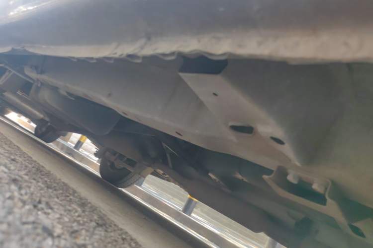 Used Wuling Hongguang 2015 1.5L S Base Model China IV Chassis Front Right