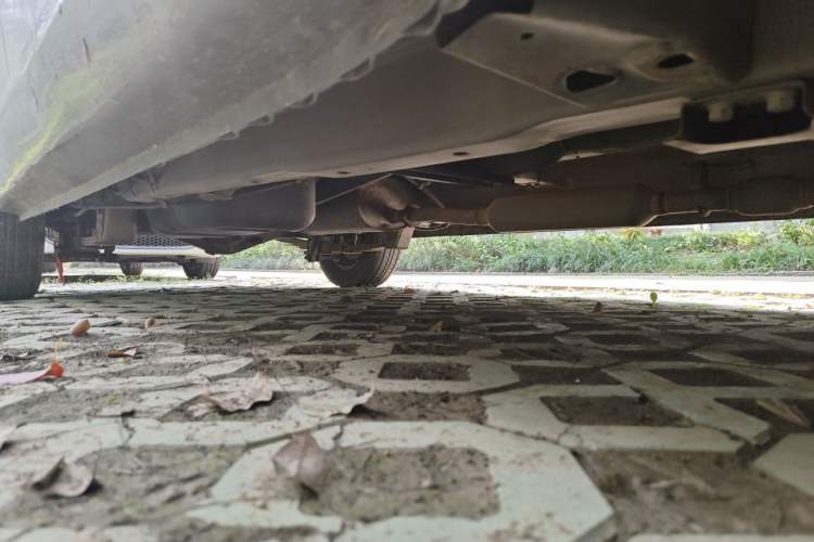 Used Wuling Hongguang 2015 1.5L S Base Model China IV Chassis Front Right