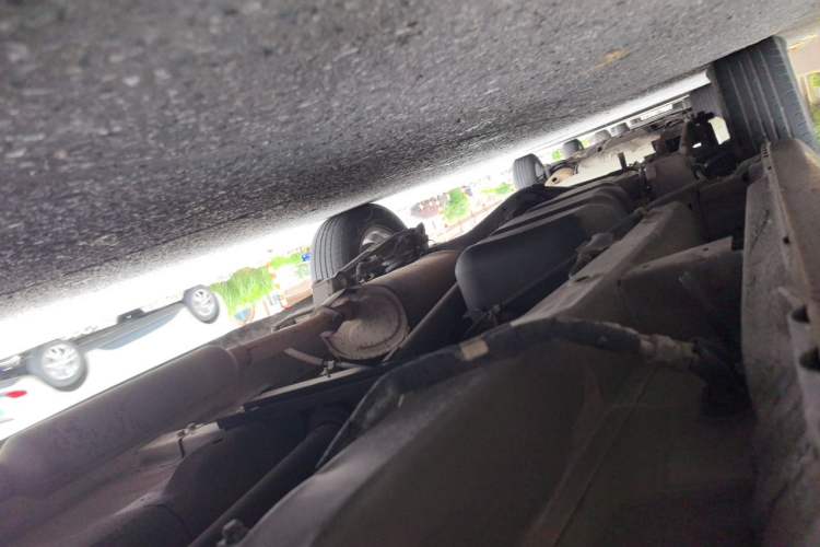 Used Wuling Hongguang 2015 1.5L S Basic Version China V Standard Chassis Front Right