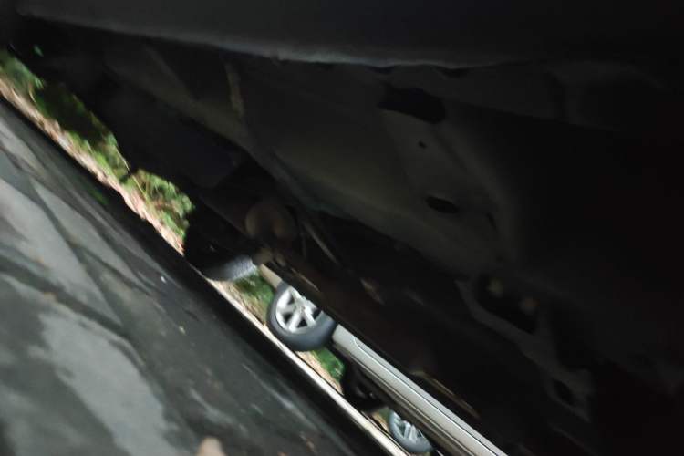 Used Wuling Hongguang 2015 1.5L S Basic Version China V Standard Chassis Front Right
