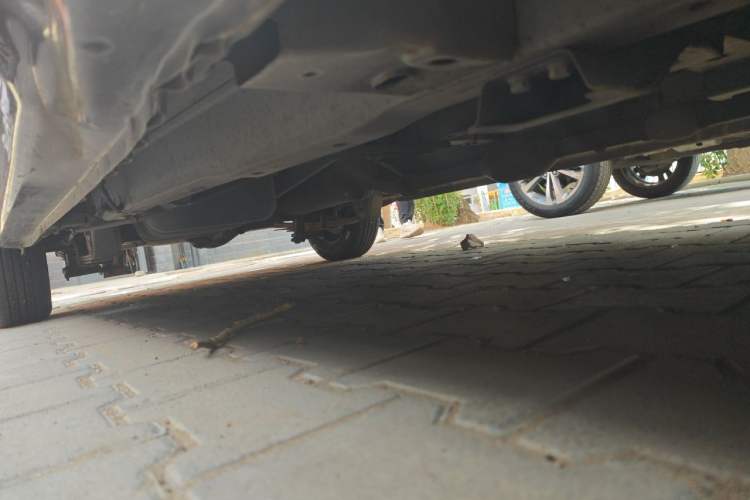 Used Wuling Hongguang 2015 1.2L S Base Model China V Standard Chassis Front Right