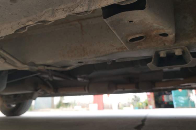 Used Wuling Hongguang 2015 1.2L S Base Model China V Standard Chassis Front Right