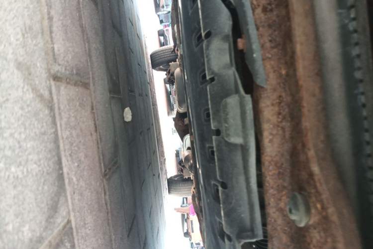 Used Wuling Hongguang 2015 1.5L S Base Model China IV Chassis Front