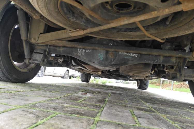 Used Wuling Hongguang 2015 1.5L S1 Standard China V-Emission Standards Chassis Rear