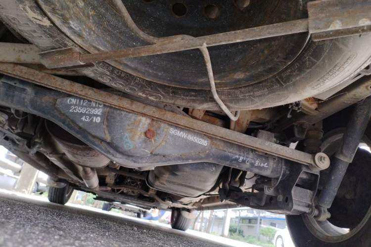 Used Wuling Hongguang 2015 1.5L S Basic Version China V Standard Chassis Rear