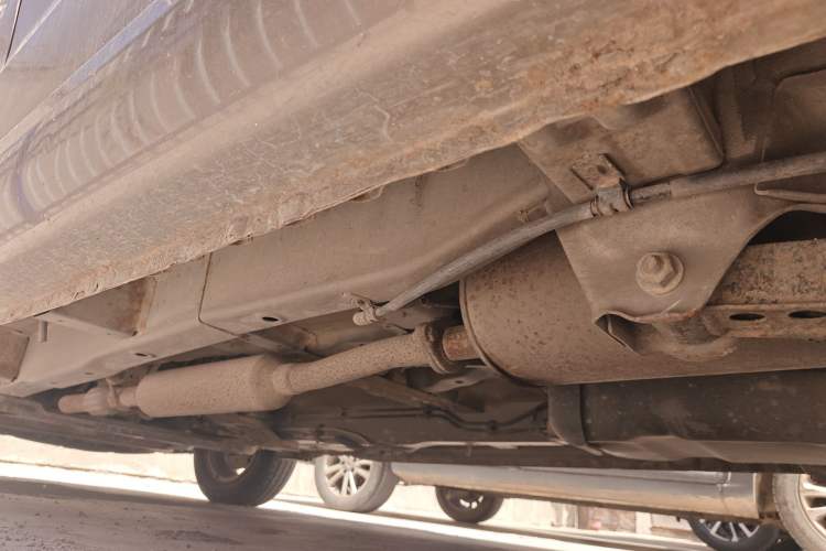 Used Wuling Hongguang 2015 1.5L S Basic Version China V Standard Chassis Rear Left