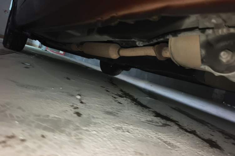 Used Wuling Hongguang 2015 1.5L S1 Standard China V-Emission Standards Chassis Rear Left