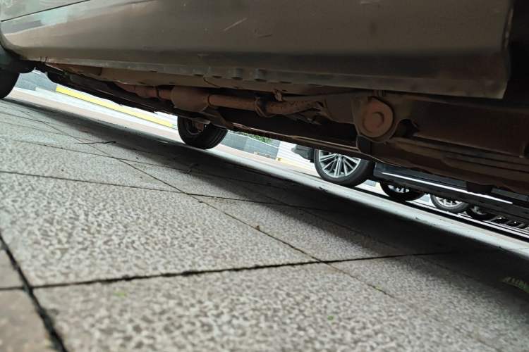 Used Wuling Hongguang 2015 1.2L S Base Model China V Standard Chassis Rear Left