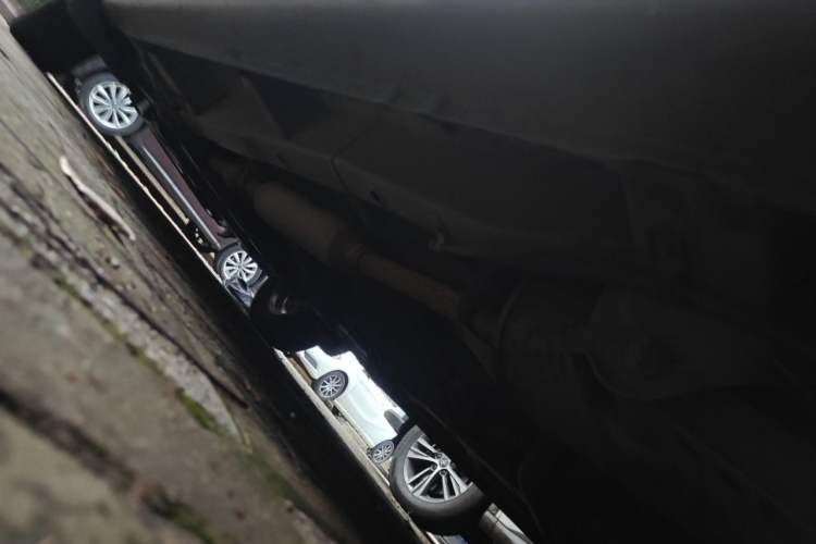 Used Wuling Hongguang 2015 1.5L S Basic Version China V Standard Chassis Rear Left