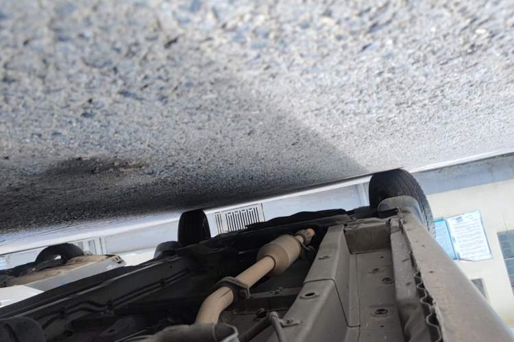 Used Wuling Hongguang 2015 1.2L S Base Model China V Standard Chassis Rear Left