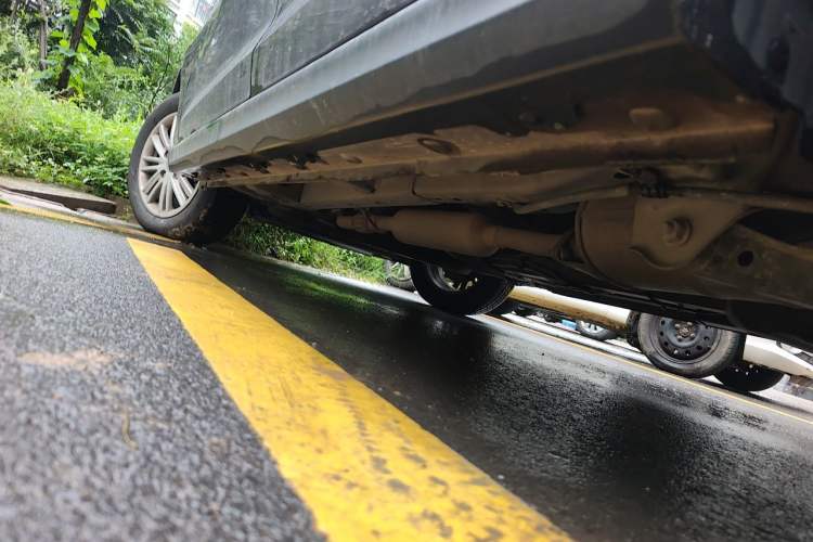 Used Wuling Hongguang 2015 1.5L S1 Luxury National Emission Standard V Chassis Rear Left