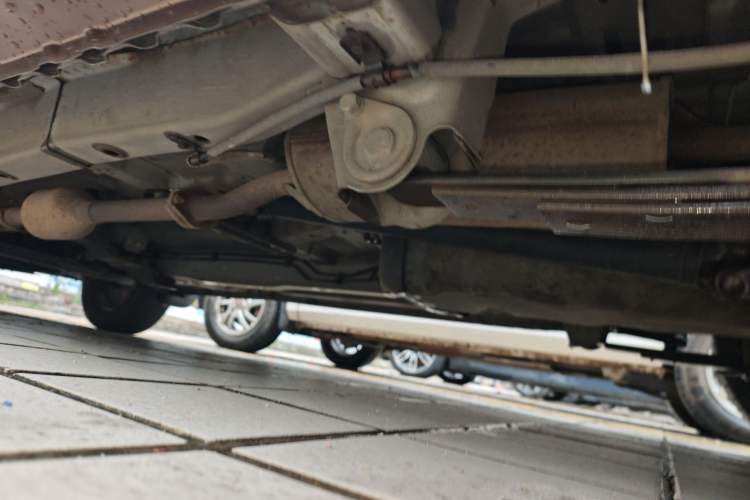 Used Wuling Hongguang 2015 1.2L S Base Model China V Standard Chassis Rear Left