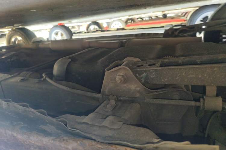 Used Wuling Hongguang 2015 1.5L S1 Standard China V-Emission Standards Chassis Rear Right