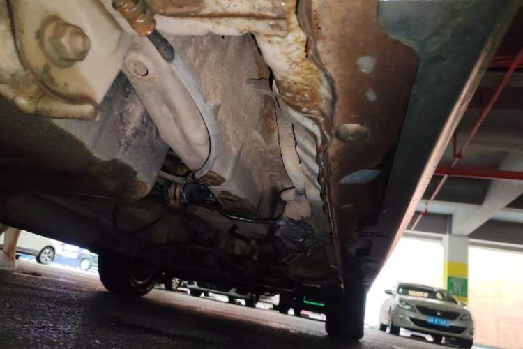 Used Wuling Hongguang 2015 1.5L S1 Comfort China V Standard Chassis Rear Right