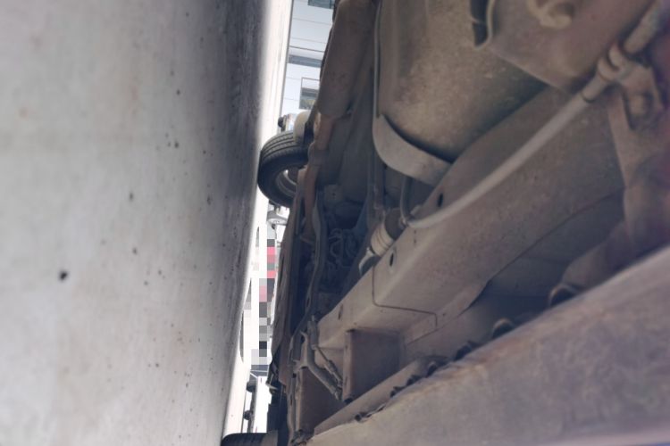 Used Wuling Hongguang 2015 1.5L S1 Standard China V-Emission Standards Chassis Rear Right