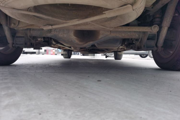 Used Wuling Hongguang 2015 1.5L S1 Standard China V-Emission Standards Chassis Rear