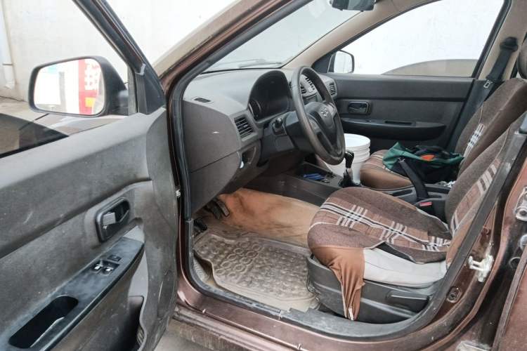 Used Wuling Hongguang 2015 1.5L S Basic Version China V Standard Driver Seat