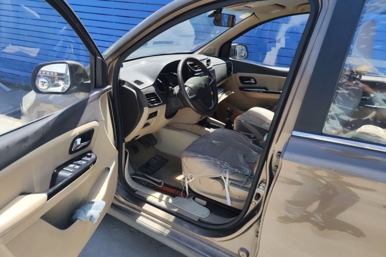 Used Wuling Hongguang 2015 1.5L S1 Comfort China V Standard Driver Seat