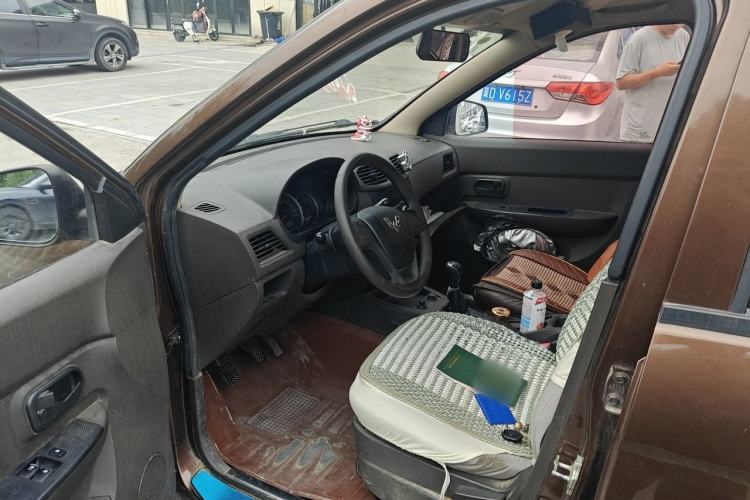 Used Wuling Hongguang 2015 1.2L S Base Model China V Standard Driver Seat