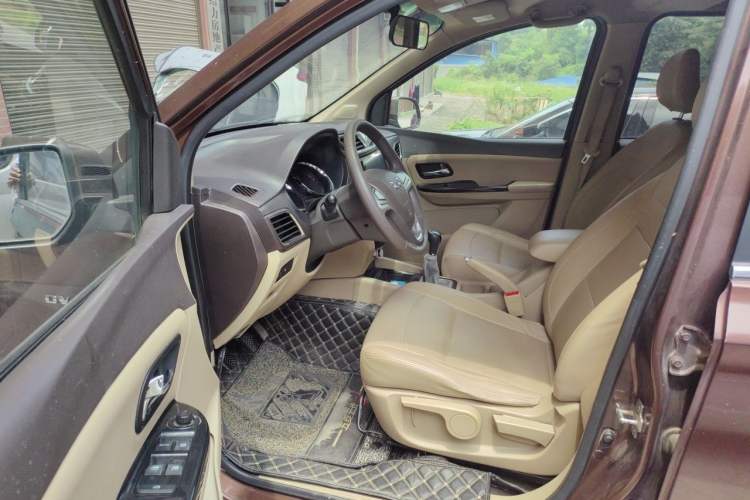 Used Wuling Hongguang 2015 1.5L S1 Comfort China V Standard Driver Seat