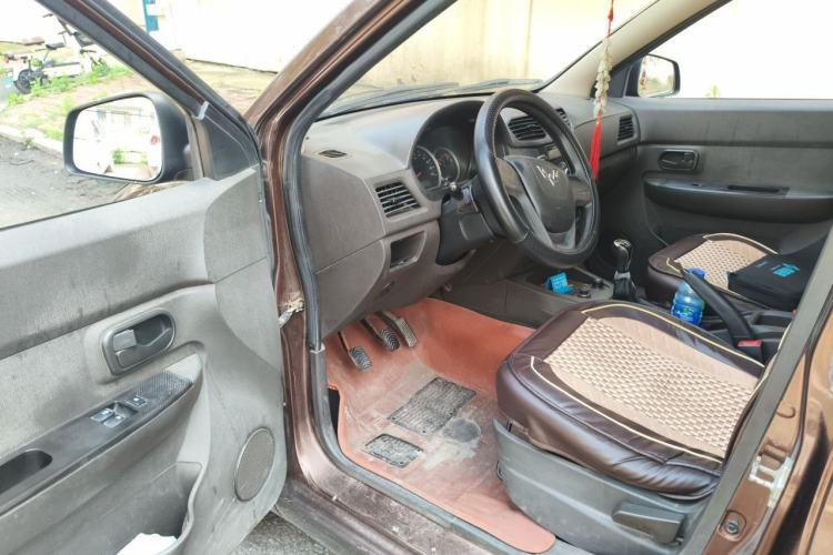 Used Wuling Hongguang 2015 1.5L S Basic Version China V Standard Driver Seat
