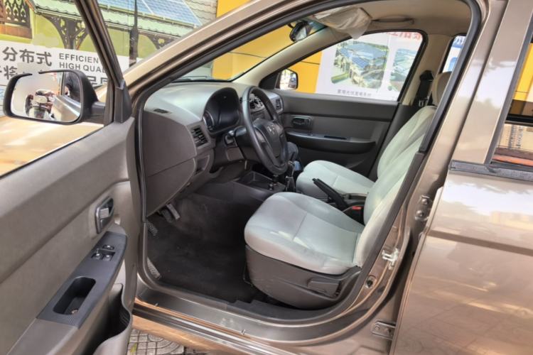 Used Wuling Hongguang 2015 1.2L S Base Model China V Standard Driver Seat