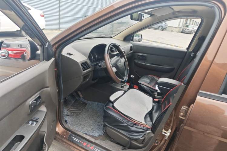 Used Wuling Hongguang 2015 1.2L S Base Model China IV Driver Seat