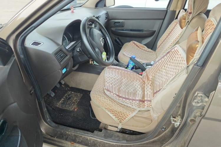 Used Wuling Hongguang 2015 1.5L S Basic Version China V Standard Driver Seat
