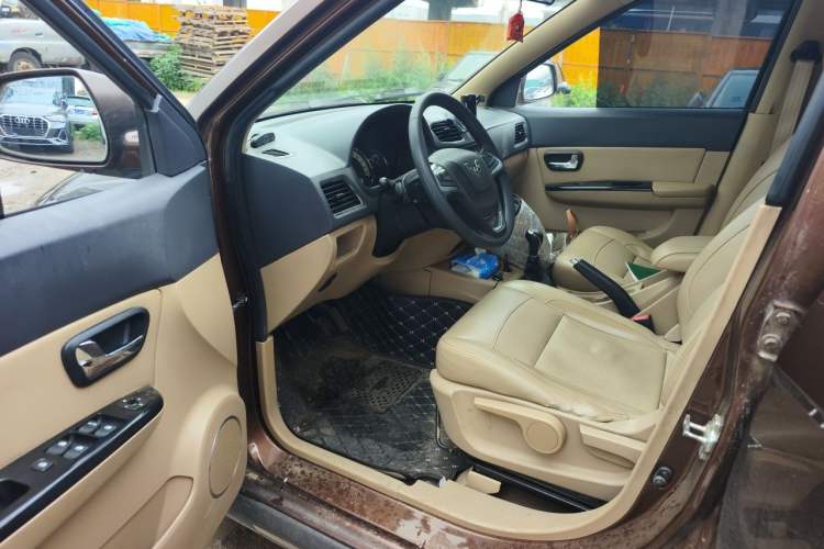 Used Wuling Hongguang 2015 1.2L S Base Model China V Standard Driver Seat