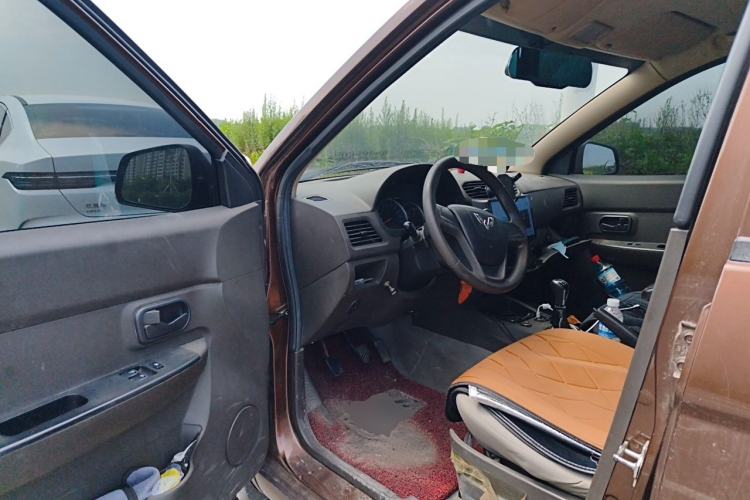 Used Wuling Hongguang 2015 1.2L S Base Model China V Standard Driver Seat