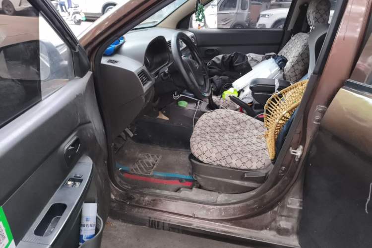 Used Wuling Hongguang 2015 1.5L S Basic Version China V Standard Driver Seat