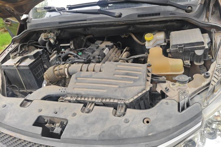 Used Wuling Hongguang 2015 1.5L S1 Standard China V-Emission Standards Engine Bay