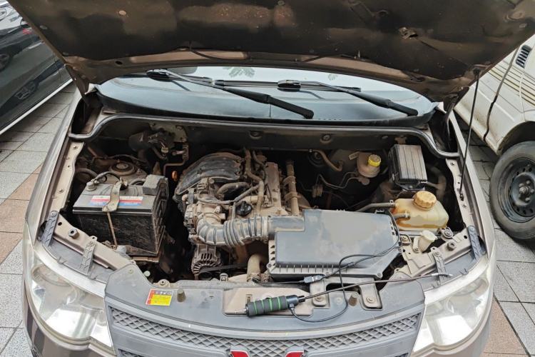 Used Wuling Hongguang 2015 1.2L S Base Model China V Standard Engine Bay