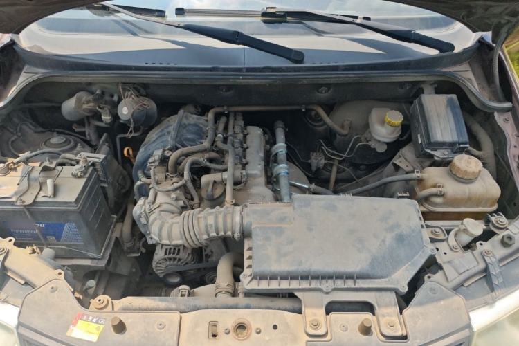 Used Wuling Hongguang 2015 1.2L S Base Model China V Standard Engine Bay