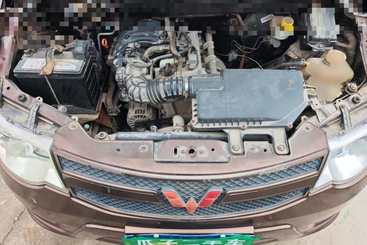 Used Wuling Hongguang 2015 1.2L S Base Model China V Standard Engine Bay