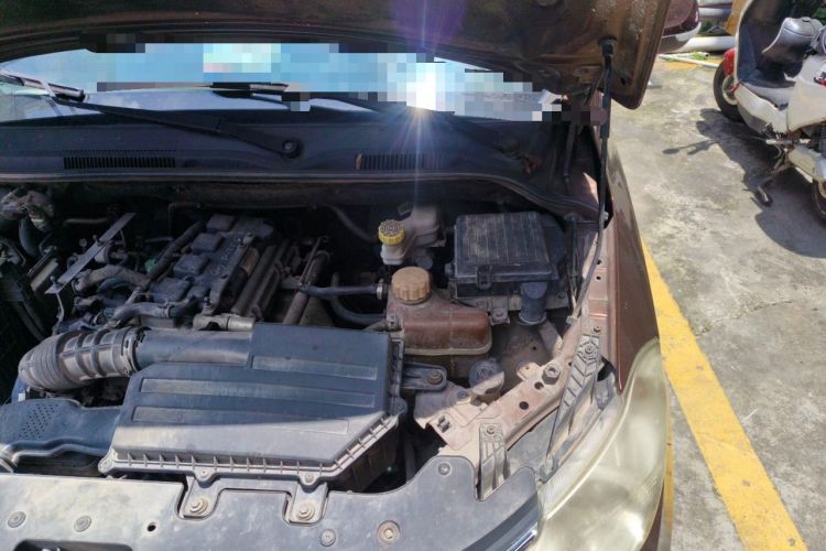 Used Wuling Hongguang 2015 1.5L S1 Luxury National Emission Standard V Engine Bay Left