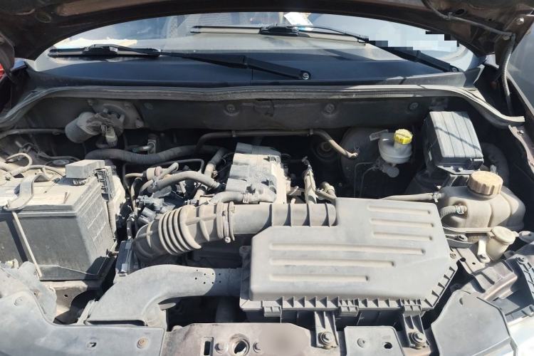 Used Wuling Hongguang 2015 1.5L S1 Standard China V-Emission Standards Engine Bay