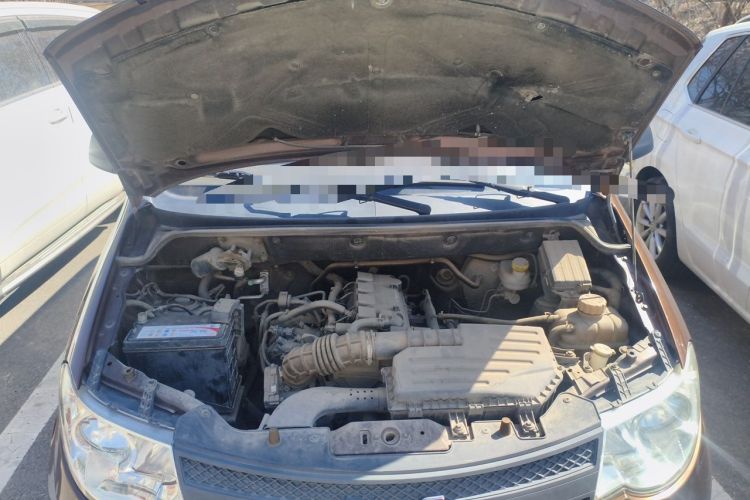 Used Wuling Hongguang 2015 1.5L S Basic Version China V Standard Engine Bay